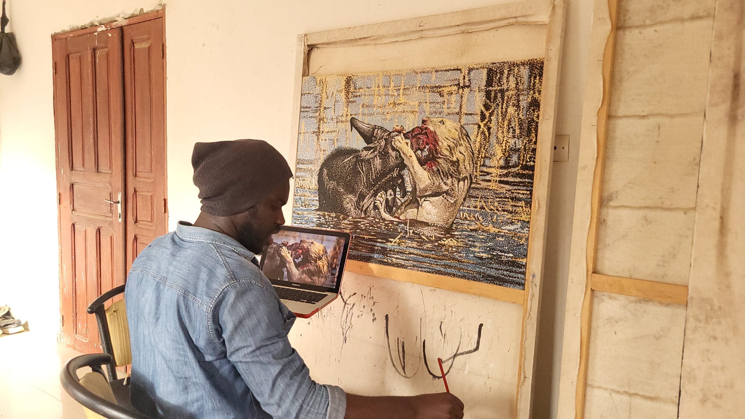 L'affrontement entre le buffle et le lion – Image 2